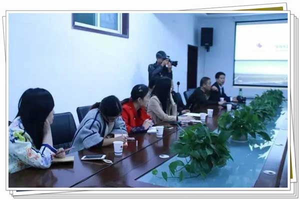 滚球买球的app官网